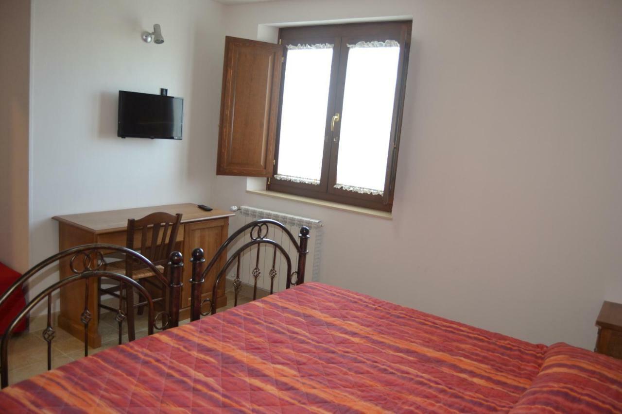 B&B Gennargentu 丰尼 外观 照片