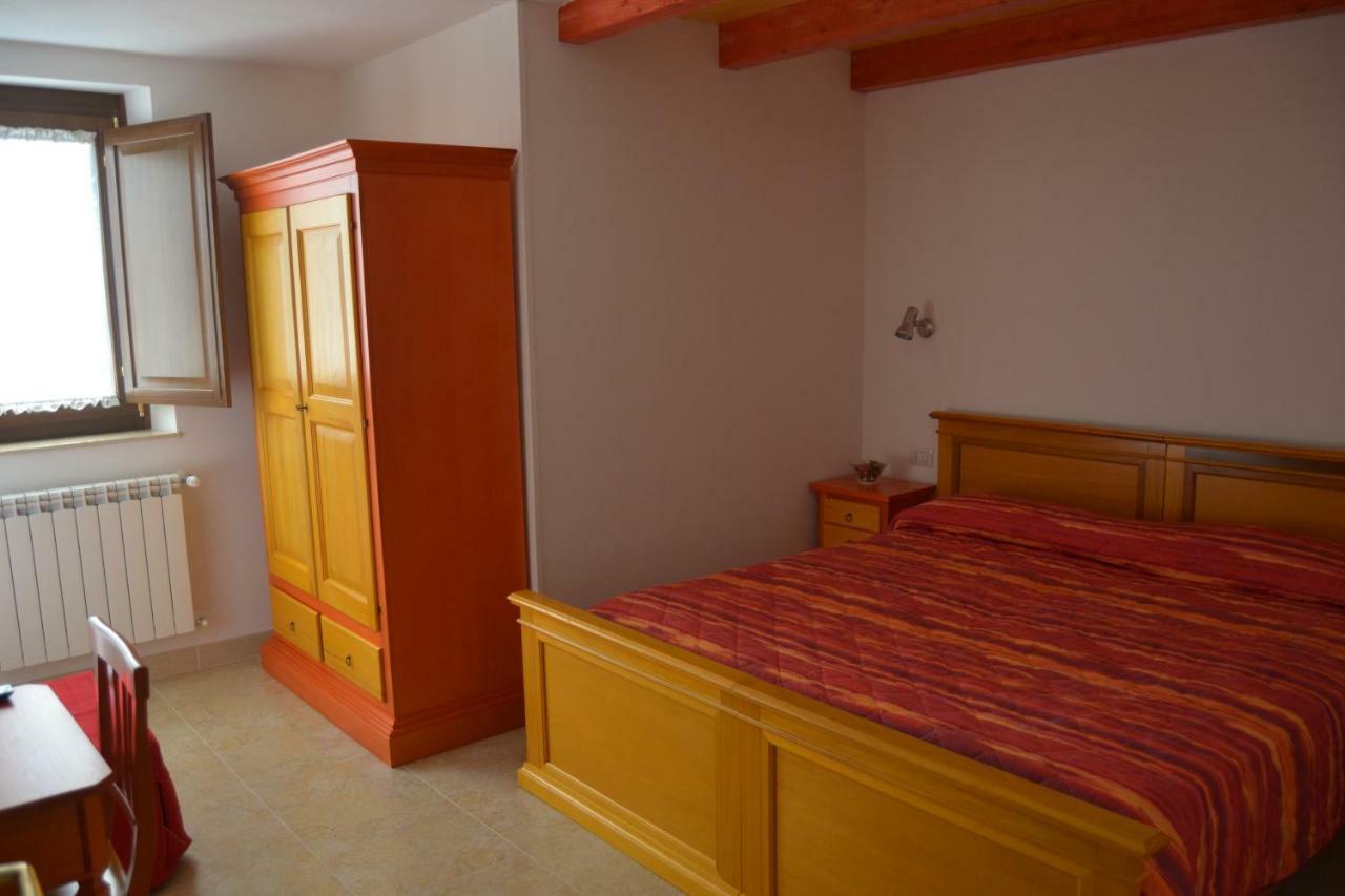 B&B Gennargentu 丰尼 外观 照片
